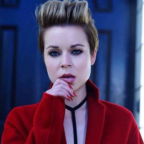 Tina Majorino bio: age, net worth, husband, movies。